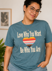 LOVE WHO WANT GRAPHIC TEE