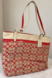 PRE-LOVED COACH SIGNATURE TOTE BAG - B ANN'S BOUTIQUE