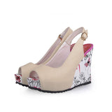 BACKYARD FLOWERS WEDGES - B ANN'S BOUTIQUE