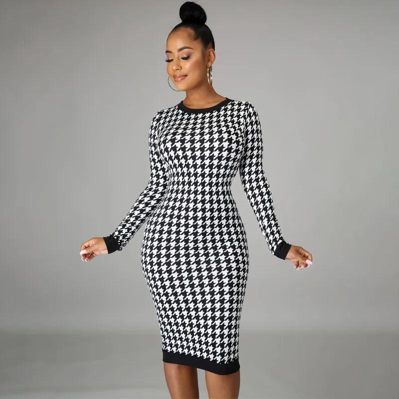 CLASSIC HOUNDSTOOTH PULLOVER DRESS