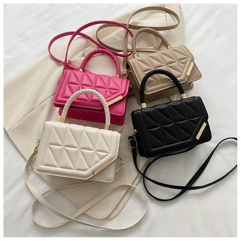 PLAID QUILTED SHOULDER BAG - B ANN'S BOUTIQUE, LLC