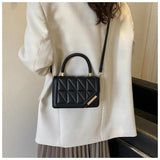 PLAID QUILTED SHOULDER BAG - B ANN'S BOUTIQUE, LLC