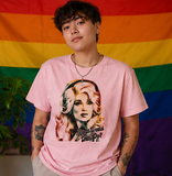 WHAT WOULD DOLLY DO GRAPHIC TEE