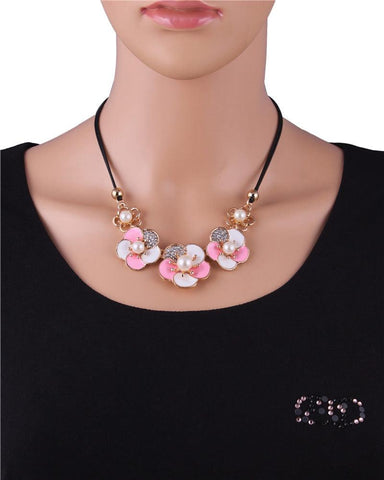 THE PINK BOUQUET NECKLACE - B ANN'S BOUTIQUE