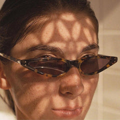 VINTAGE VILLAGE SUNGLASSES