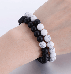 YIN & YANG BEAD BRACELET